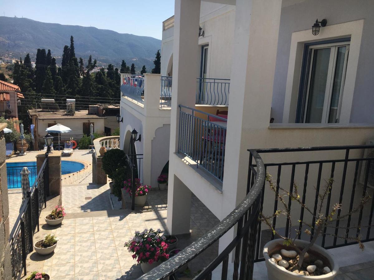 Ktm Sunny Villas Πόρος Εξωτερικό φωτογραφία