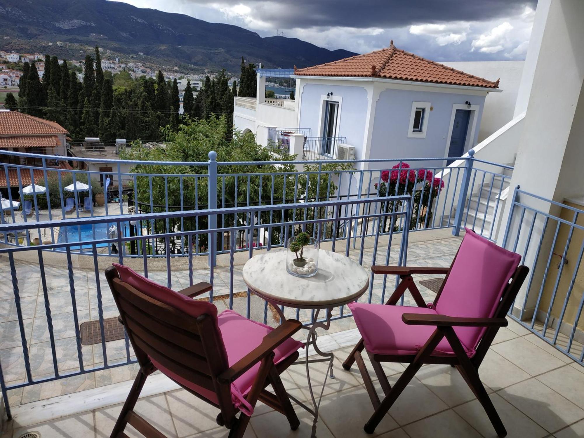 Ktm Sunny Villas Πόρος Δωμάτιο φωτογραφία